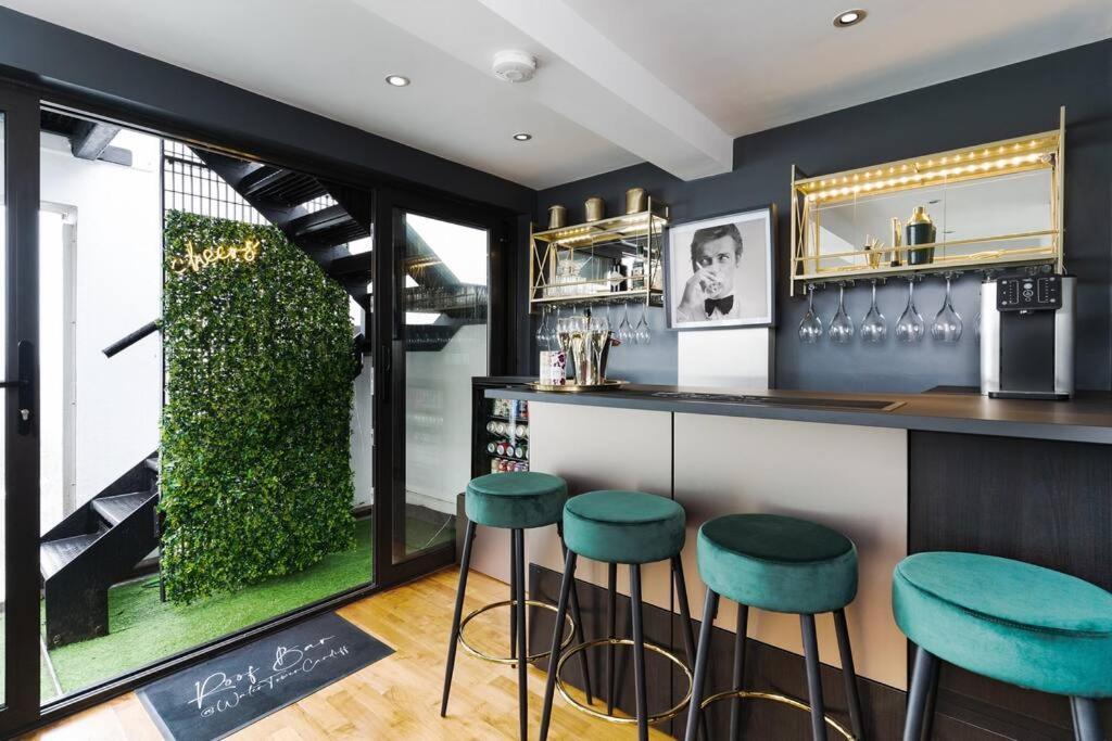 Luxury Water Tower I Roof Bar I Cinema Villa Cardiff Exterior photo